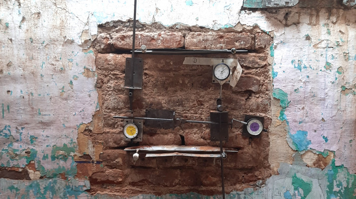 Flat jack test conducted at Kalidas Jethabhai House 